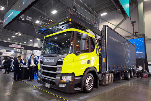 TransporteInfo's tweet photo. Scania consolida su participación en el mercado de aplicaciones especiales... https://t.co/hCRzgzrAWJ
@ScaniaMX @ColocandoIdeas #camiones #volteo #madrina #transporte #TransporteInfo https://t.co/grMSFzoxvo