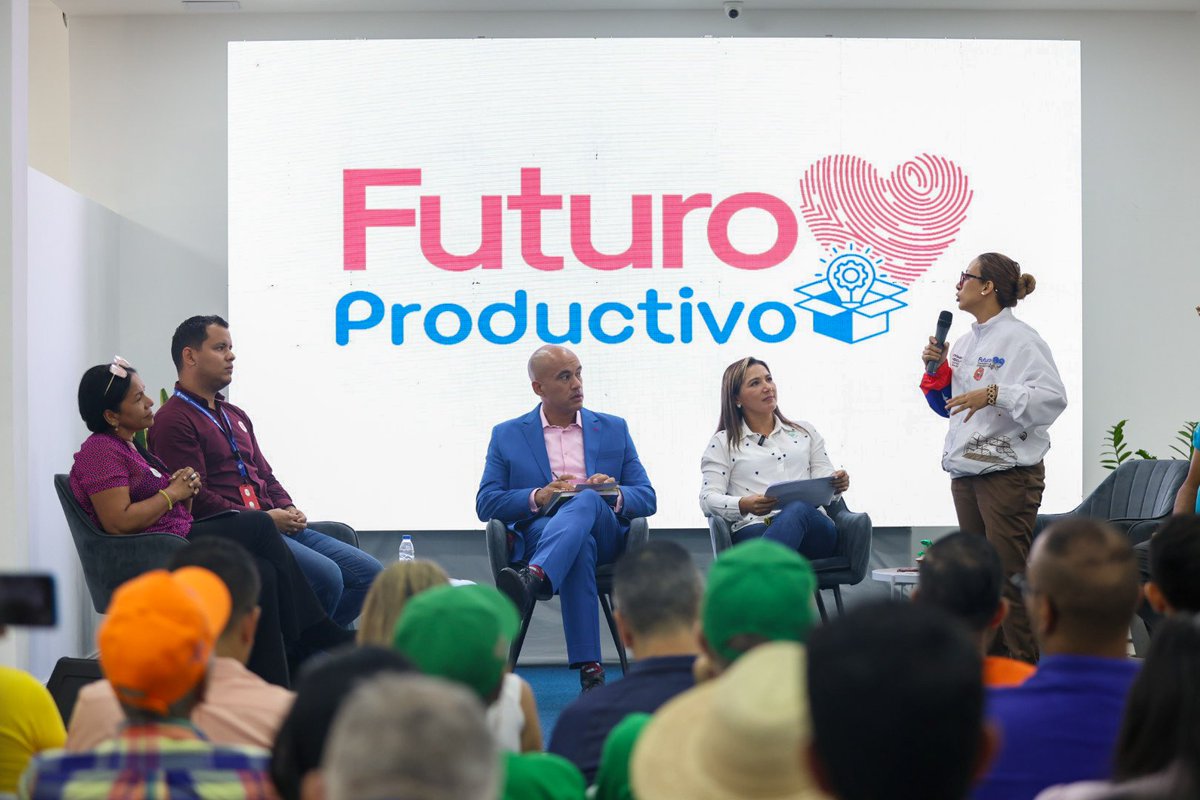 movfuturoven's tweet photo. En Movimiento Futuro seguimos sumando voluntades junto a los diversos sectores productivos para continuar haciendo país y construir el #futuro, desde las distintas miradas y perspectivas que en las diferencias nos encuentran.

¡Venezuela avanza hacia la consolidación como potencia económica!🇻🇪