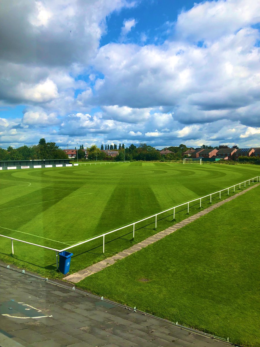 We are looking for pitch side sponsors for next season around our superb new pitch and jaguar Land Rover club in widnes. 2 teams will be playing there in the warrington league,  against teams from widnes, Runcorn, warrington, st Helen’s and Wigan. Wide area coverage