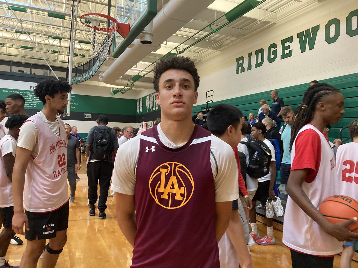 Trey Williams has been one of the bigger 2026 stock risers in Illinois from the June live periods between his play last weekend and first game today. Effective on the attack, smart passer, plays strong with the ball, tough on ball defender, athletic. <a href="/LAMensBBall/">Rambler Basketball</a>