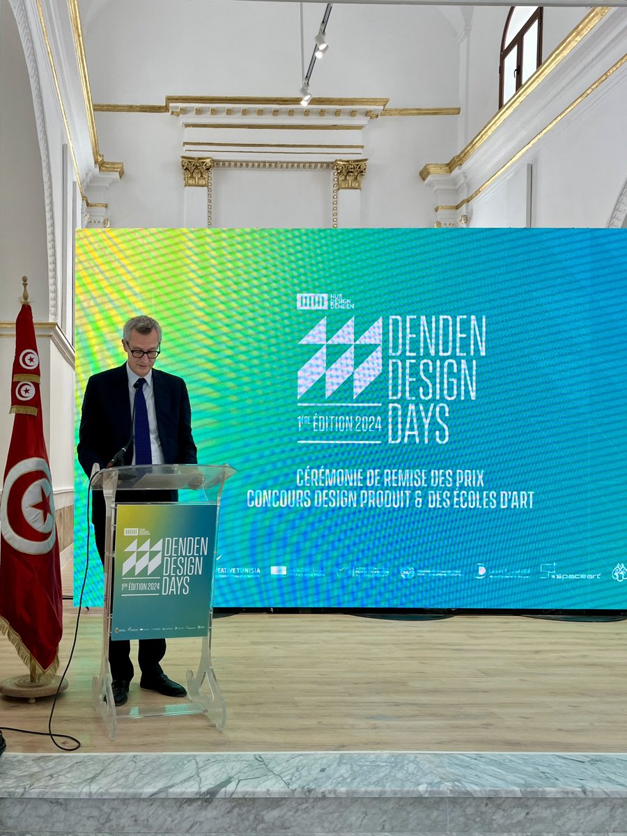ItalyinTunisia's tweet photo. Consegna dei premi ai vincitori del concorso #DendenDesignDays nel quadro del Festival della Creatività 🇮🇹 #insitutunisi alla presenza del Ministro del Turismo 🇹🇳 Mohamed Moez Belhassine. L’azione della cooperazione italiana per sostenere i giovani talenti #creativetunisia https://t.co/nmcCKQgA0A