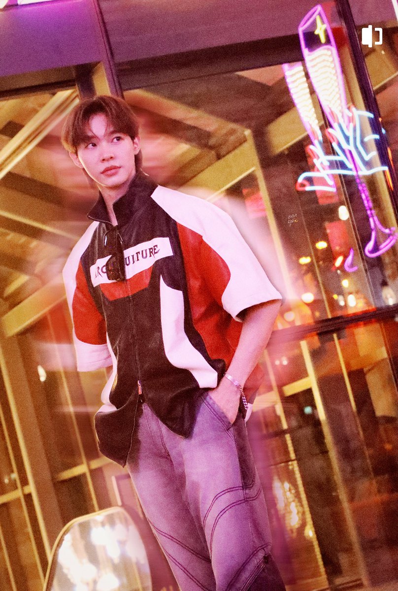 🗓️: 240626
Event: THE OVERTURE OF EM WONDER,
VIBE OF BANGKOK
📍:  5F EM Wonder , EMSPHERE

#oppopp #oppmee 
#EMWONDER #EMSPHERE 
#EMDISTRICT