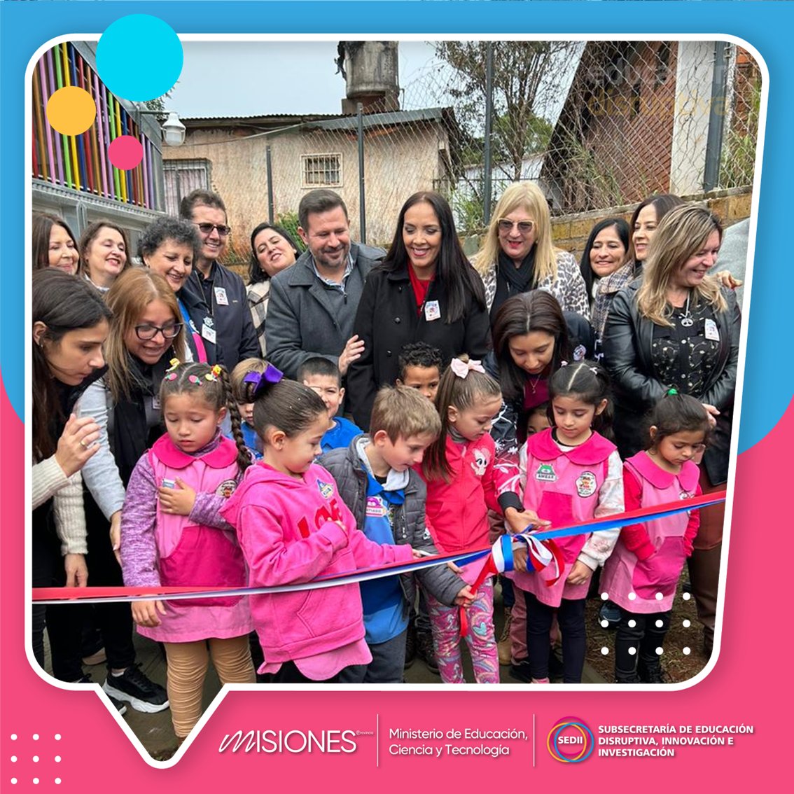 DisruptivaMnes's tweet photo. ➡️ En #SanVicente, presentamos el Silicon Maker School, un espacio educativo para el NENI Nº 2048 con más 6 extensiones cercanas.
👉 Proyecto impulsado por la SEDII. https://t.co/jIPBSchXTI