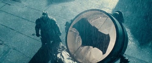 NewGenRobin's tweet photo. Batman Vs. Superman: Dawn Of Justice might be the worst comic book film of all time and I felt like that needed to be said. https://t.co/u1FRT57NWm