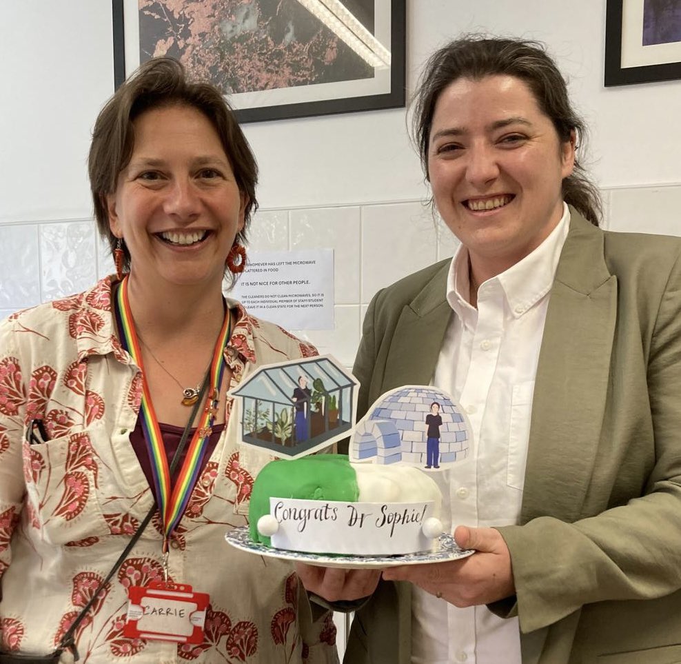 Carrie Lear (she/her) (@carolinelear) on Twitter photo Congratulations Dr <a href="/SlaterSophieM/">Sophie Slater</a> for a successful PhD viva on Earth’s greenhouse-icehouse transition! Huge thanks to <a href="/sindiarocks/">Sindia Sosdian</a> <a href="/EleanorHJohn/">Eleanor John</a> <a href="/HelenCoxall/">Helen Coxall</a> for co-supervision, and <a href="/KirstyMEdgar/">Prof. Kirsty Edgar</a> @steveatearth for examining <a href="/CU_EARTH/">Cardiff School of Earth & Environmental Sciences</a> Congratulations Dr <a href="/SlaterSophieM/">Sophie Slater</a> for a successful PhD viva on Earth’s greenhouse-icehouse transition! Huge thanks to <a href="/sindiarocks/">Sindia Sosdian</a> <a href="/EleanorHJohn/">Eleanor John</a> <a href="/HelenCoxall/">Helen Coxall</a> for co-supervision, and <a href="/KirstyMEdgar/">Prof. Kirsty Edgar</a> @steveatearth for examining <a href="/CU_EARTH/">Cardiff School of Earth & Environmental Sciences</a>