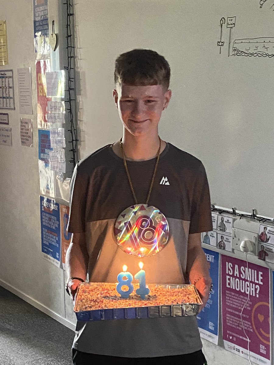 AbbeysWave1's tweet photo. HAPPY 18th BIRTHDAY E you are one awesome young person. Enjoy celebrating https://t.co/KrBaR3ICQm