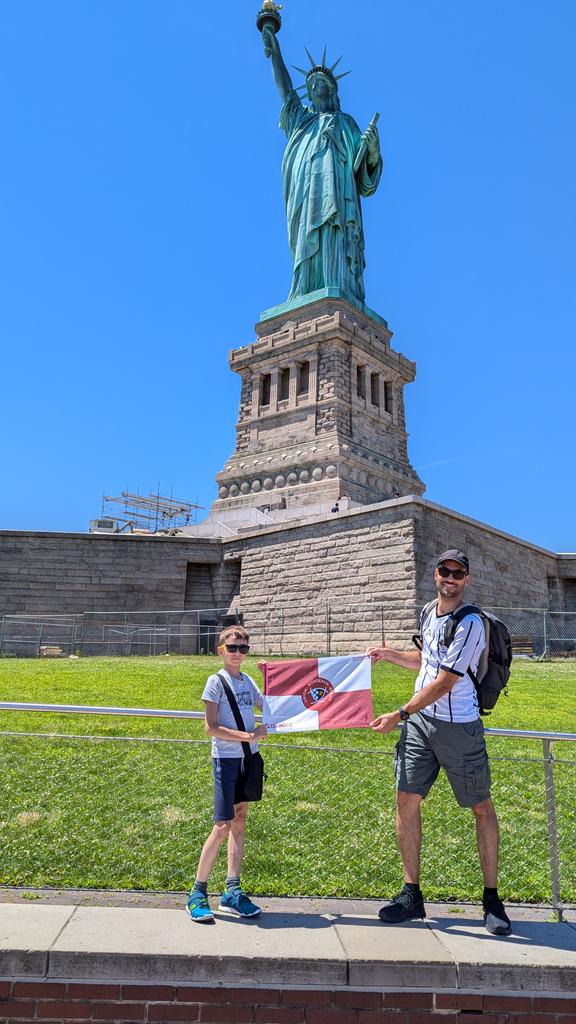 maseric24's tweet photo. @UBBrugby Allez l'UBB ! 🗽🏉 https://t.co/2WXC7ePs7y