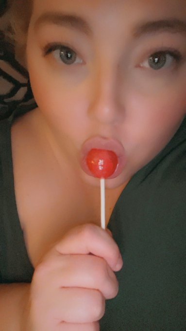 Just thinking of the time my blow job skills were described as soul sucking.. https://t.co/05bJRuVlC