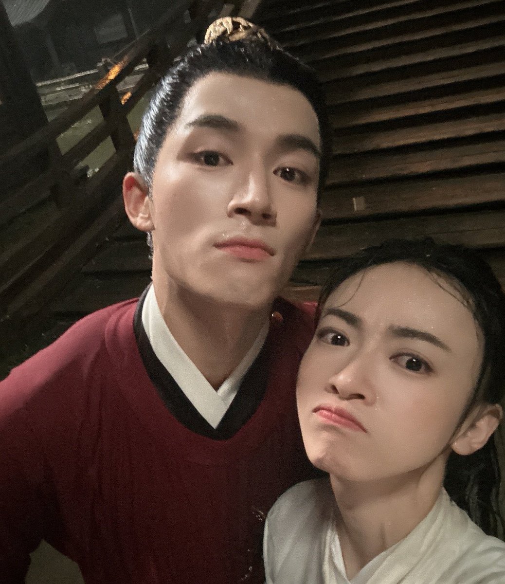 lycheefrost's tweet photo. the double parents feeding us so well 🥺 https://t.co/Hflg8WIV4w