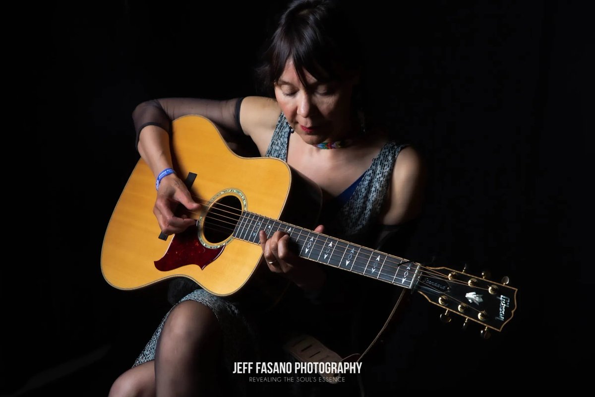 I am looking forward to bringing my music to the Uncommon Stage on July 14th! uncommonstage.org
#uncommonstage #freeconcert #emersoncollege #cityofboston #harpoonbrewery #indigenousmusic #aquinnahwampanoag