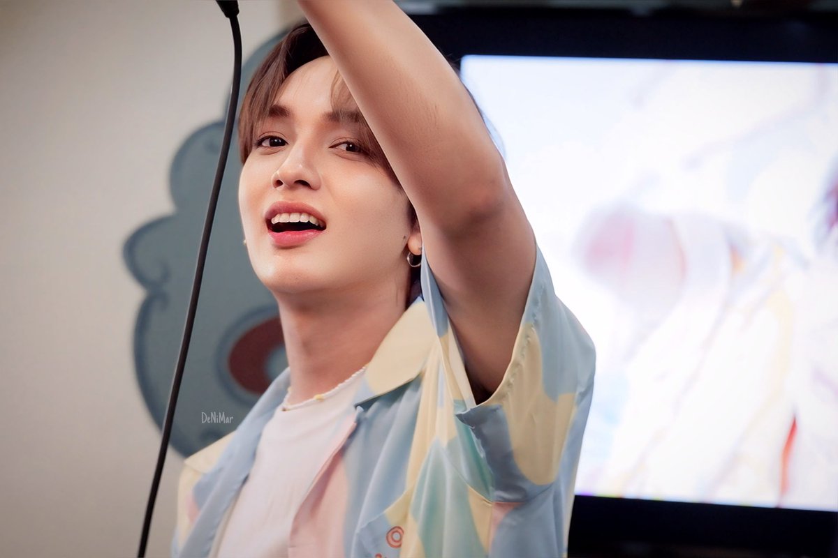 BNimmin's tweet photo. ถ่ายปีที่แล้ว ลงปีนี้มีอยู่จริง
04.06.23 
Buzz1stFanMeeting 
#BuzzNorravit #BuzzElement
#ELEMENTTH https://t.co/hxUtwB0x88