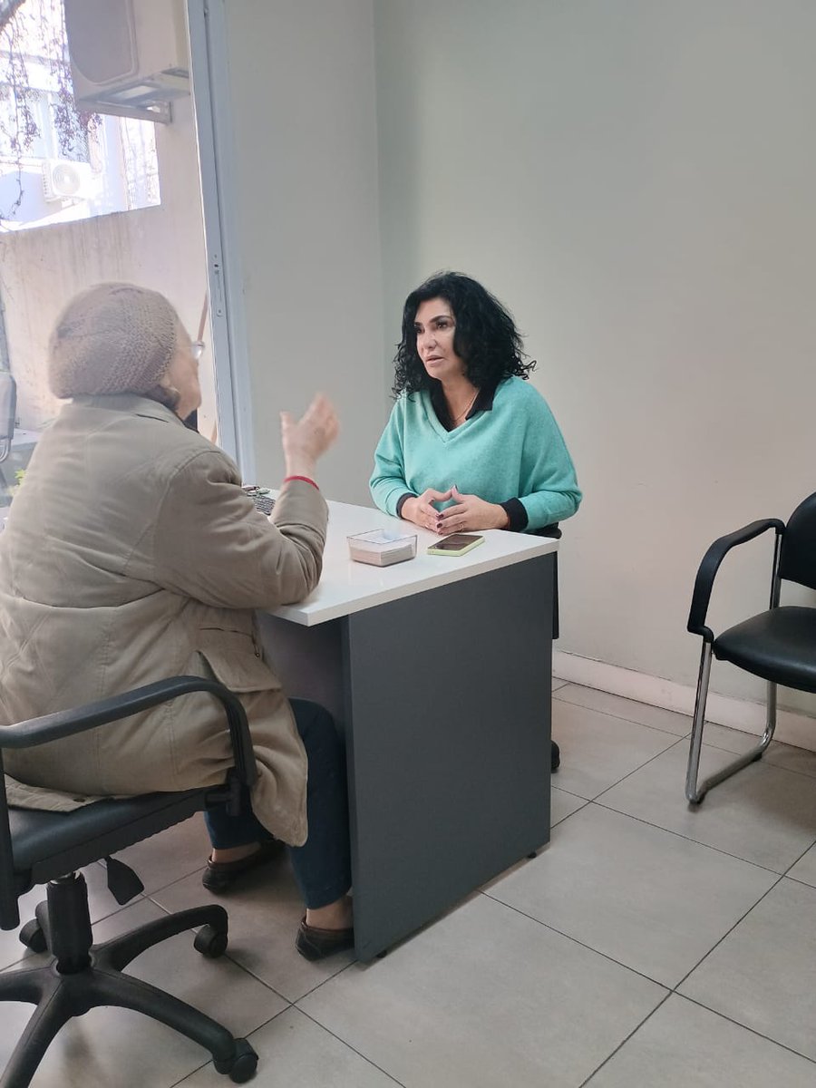 grizulmela's tweet photo. Escuchando los reclamos  y gestionando las soluciones. 
Siempre a disposición de nuestros queridos vecinos de Comuna 2. https://t.co/G1akMpIxSS