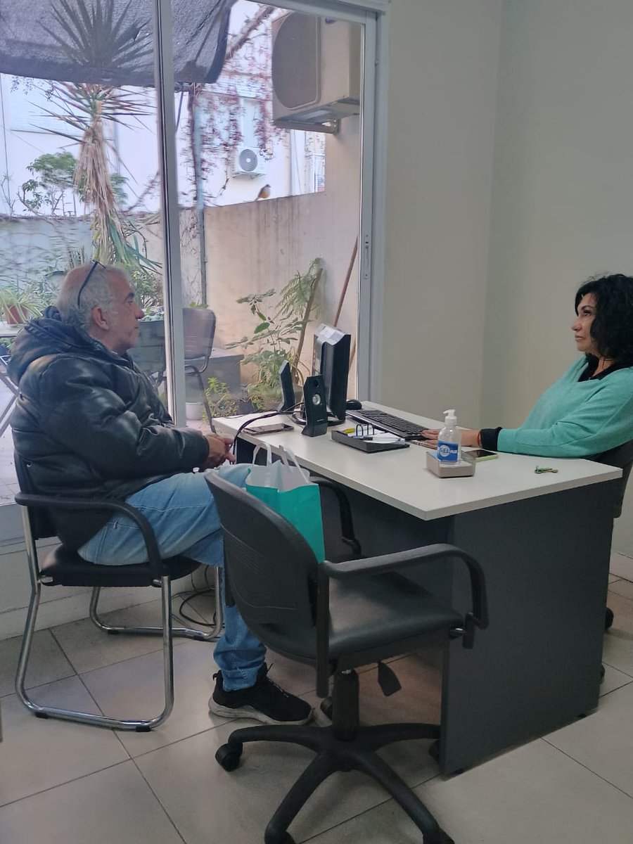 grizulmela's tweet photo. Escuchando los reclamos  y gestionando las soluciones. 
Siempre a disposición de nuestros queridos vecinos de Comuna 2. https://t.co/G1akMpIxSS