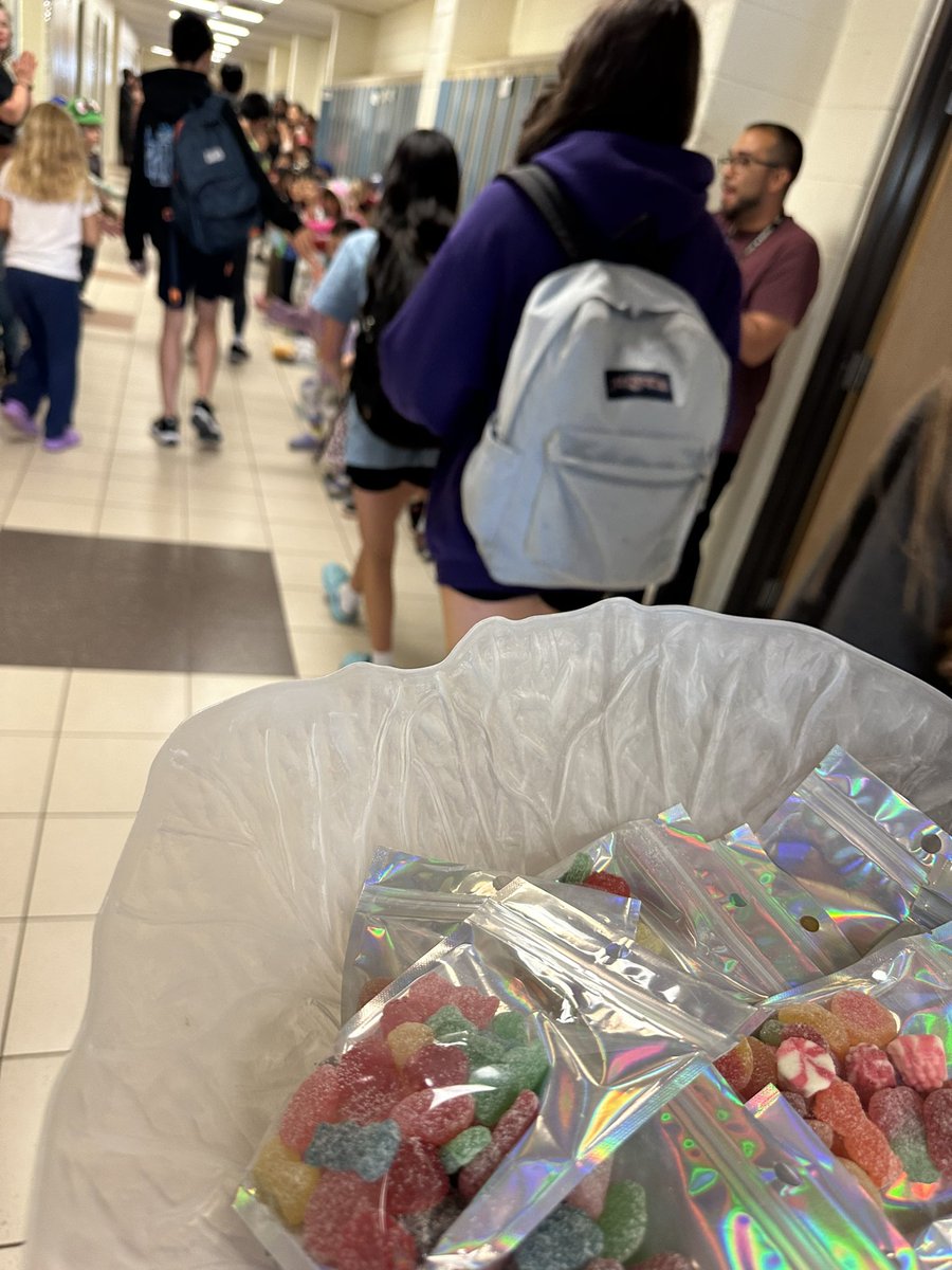 Saying goodbye and all the best to our grade 8s and see you in September to FDK to grade 7 friends!! 
Have a safe and relaxing summer everyone!!