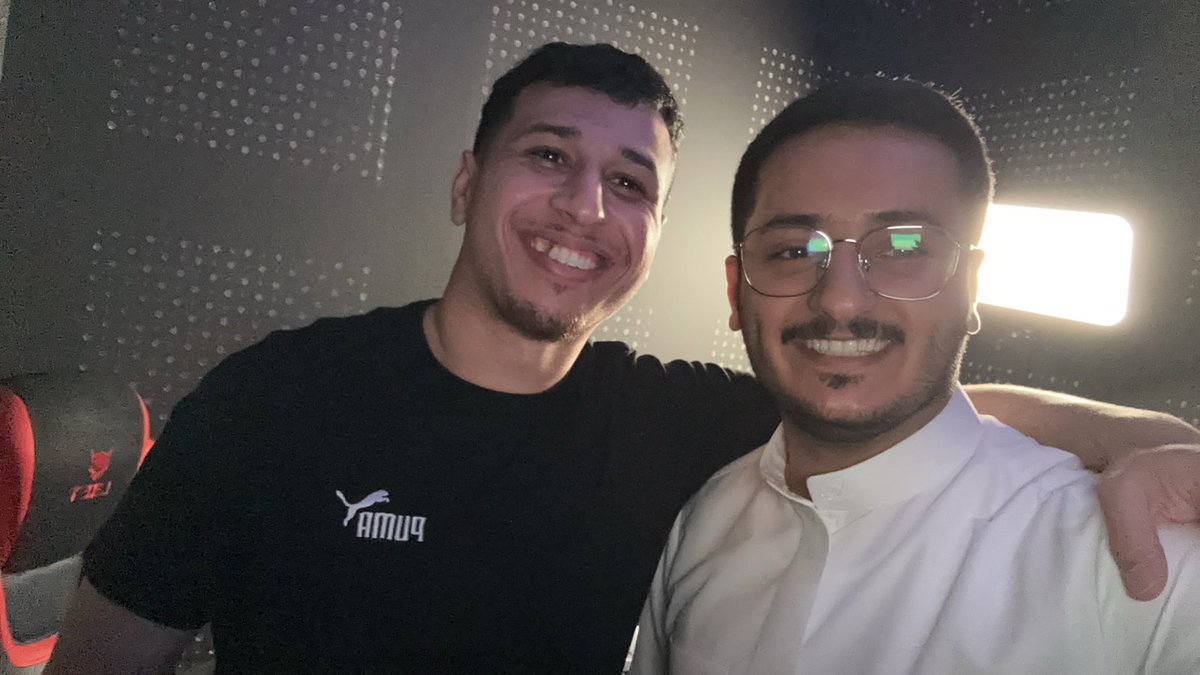 Met the 🐐 <a href="/humzhlol/">humzh</a>