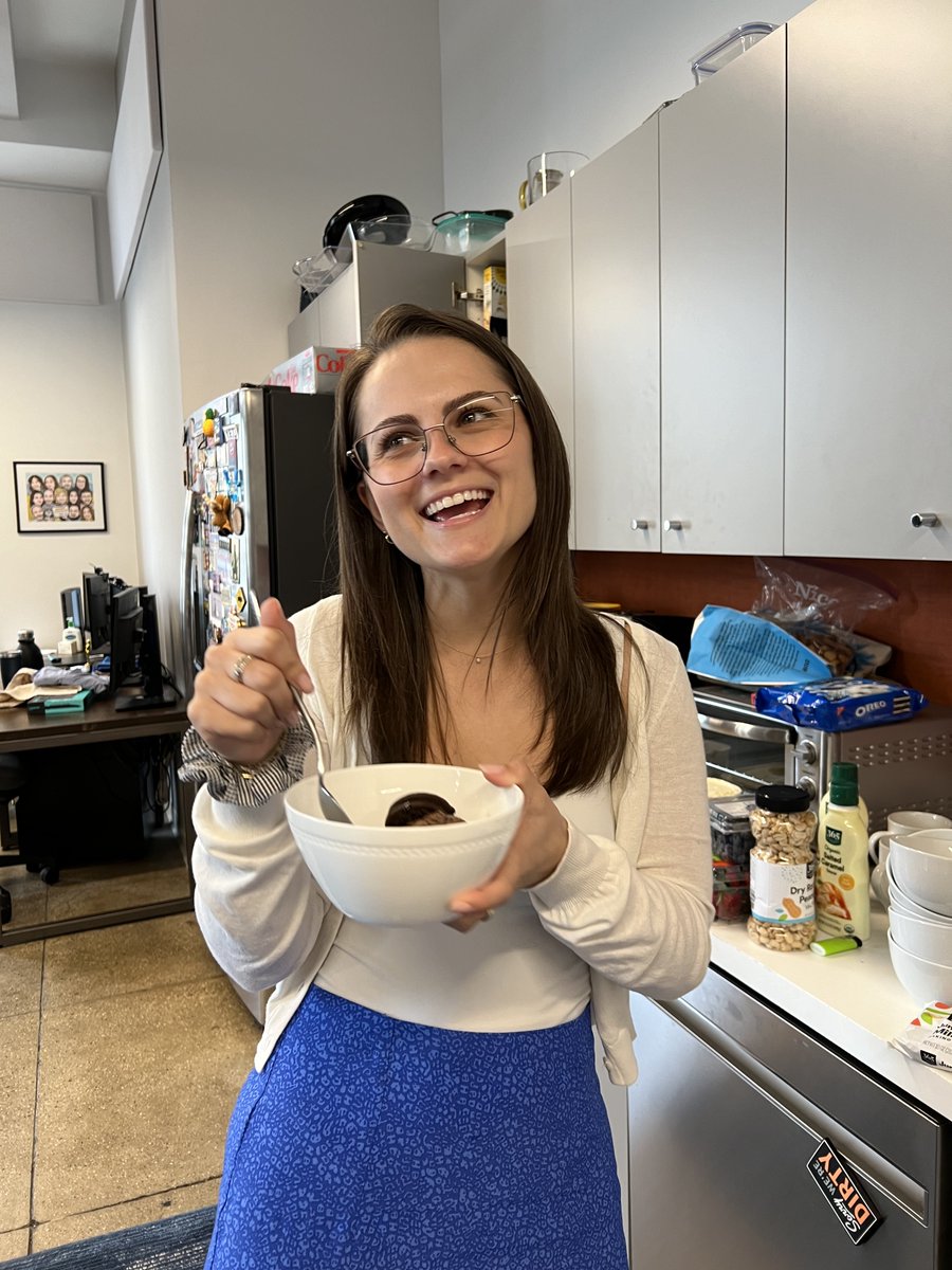 ForefrontComms's tweet photo. As we officially enter summer, we're sharing a #TeamForefront birthday round-up! This spring, we celebrated our colleagues' special days with their favorite sweet treats, including Insomnia Cookies, blueberry pie, Krispy Kreme donuts and ice cream sundaes. Check out some photos: https://t.co/TKvREUliOd