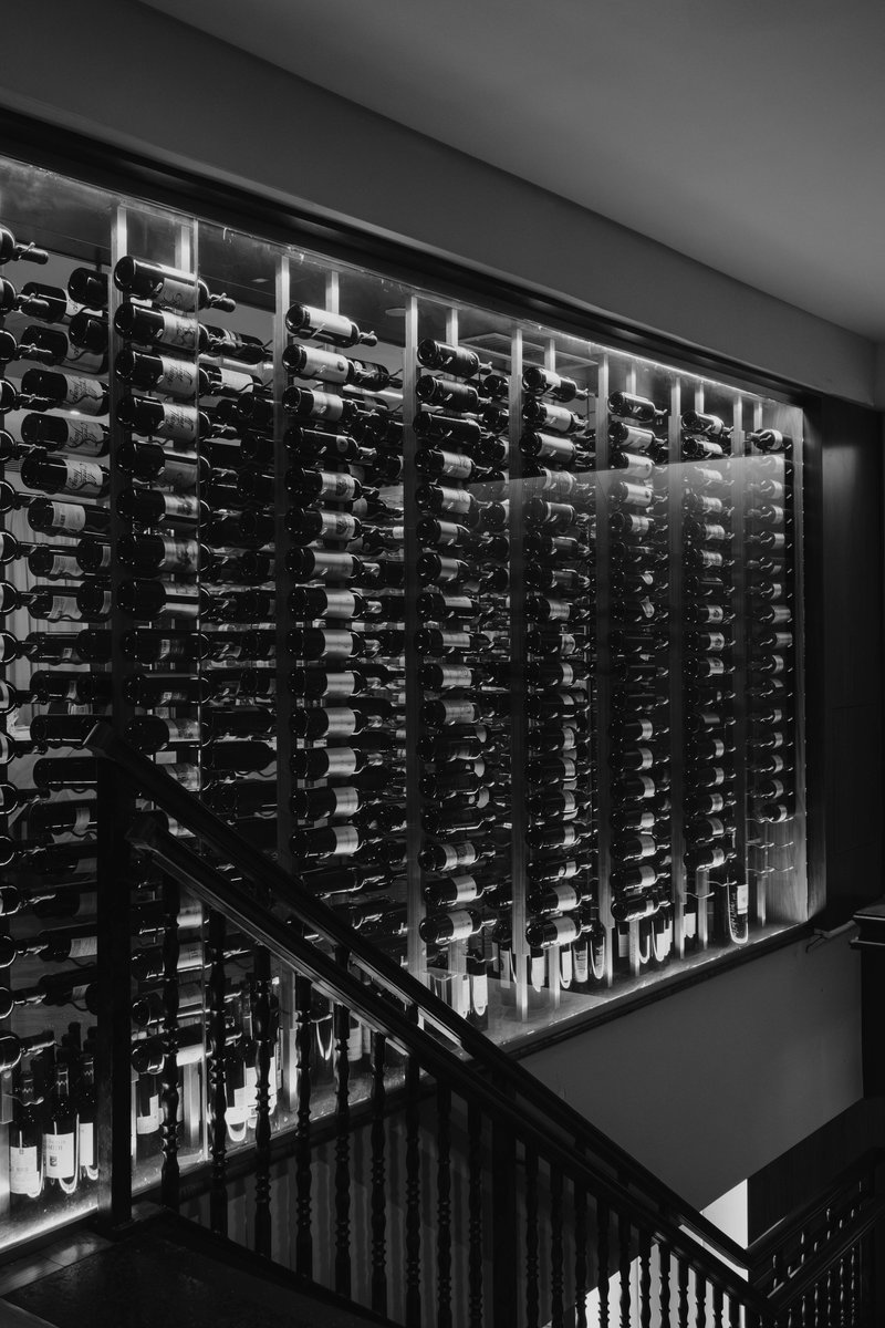 BenjaminPrimeNY's tweet photo. Wine not treat yourself to a glass (or 2) we won't tell 😉🍷

 #WineOClock #NYC #WineNot #MidtownManhattan #WineDown https://t.co/BDhetQklEy