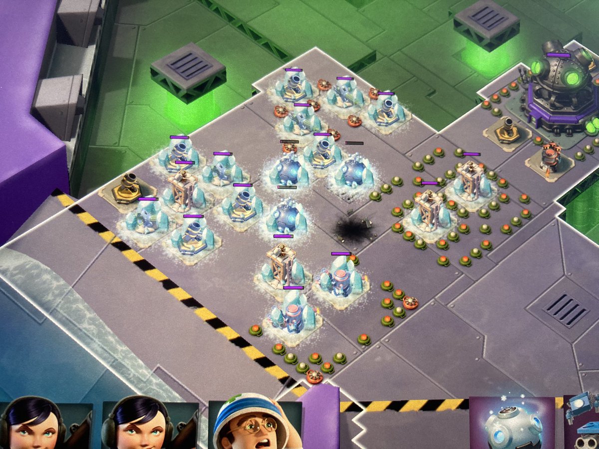 DevonshireDad's tweet photo. Hey @BoomBeach so you seem to developed a bug with the cryo bombs on the mega crab. The ones on the crab don't detonate the mines like they used to, but the ones from guboat still do! #fail https://t.co/JMN0SmTyhH