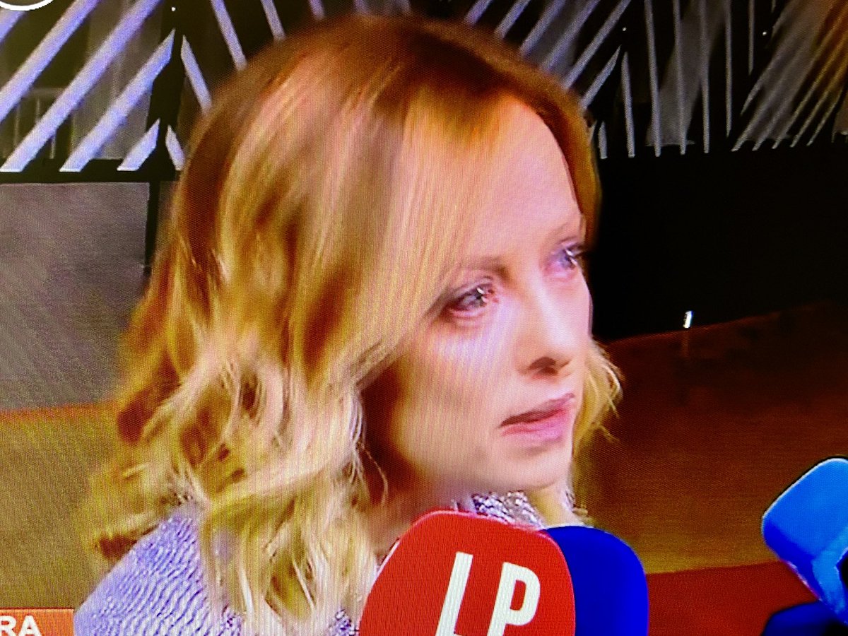 petronillarusso's tweet image. Lei e i sentimenti incompatibili con Fd’I
…i “sentimentihihih”
Altro che #neuroblob 
ci vorrebbe il riformatorio per qsti
@BlobRai3 #blob