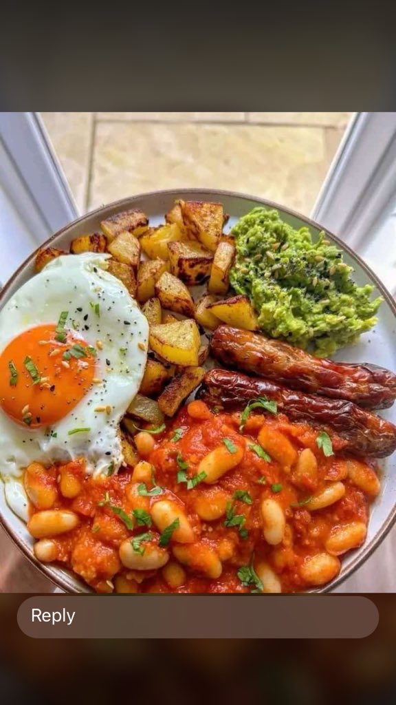 The Chef 👨🏾‍🍳 himself @Markeaticandra