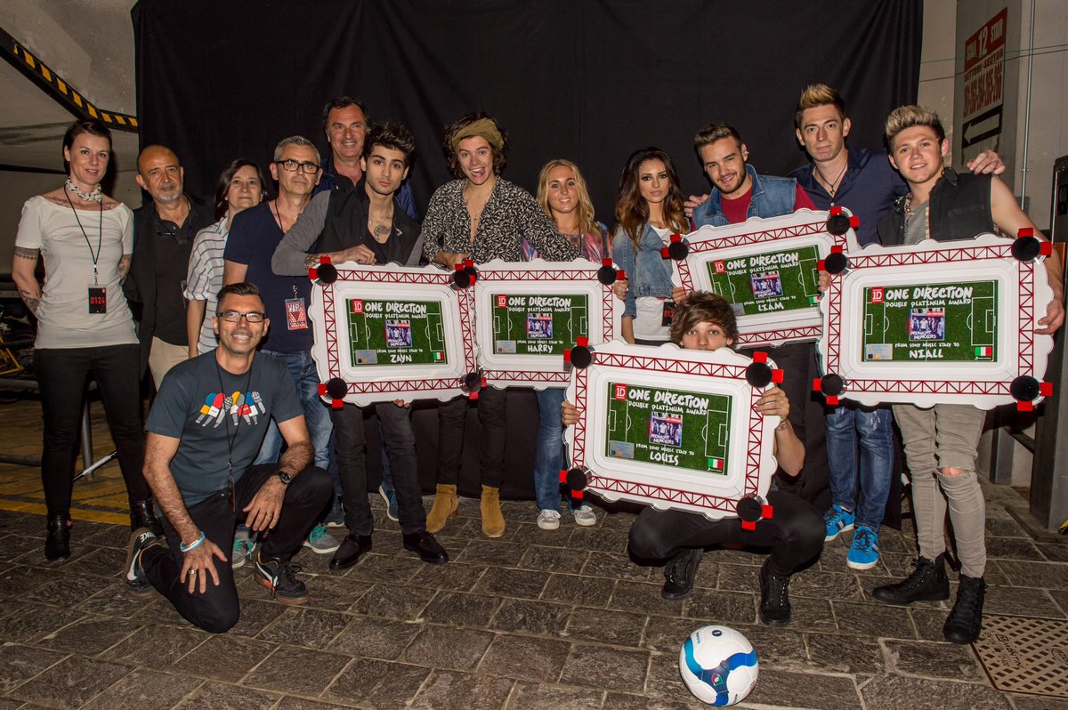 MarcoMoriniTW's tweet photo. Sono passati 10 anni ❤️ 
#WeAre1DFamily https://t.co/z41Rb29kvH