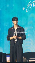 LhinaBA's tweet photo. Ya allah mimpi apa bisa di row A . Rejeki ku Ya Allah terimakasih . Bisa liat sedekat ini 🥺😍 #BYEONWOOSEOKinJAKARTA #ByeonWooSeokfanmeeting #ByeonwooSeok #SUMMERLETTER https://t.co/qUTpobnEGZ