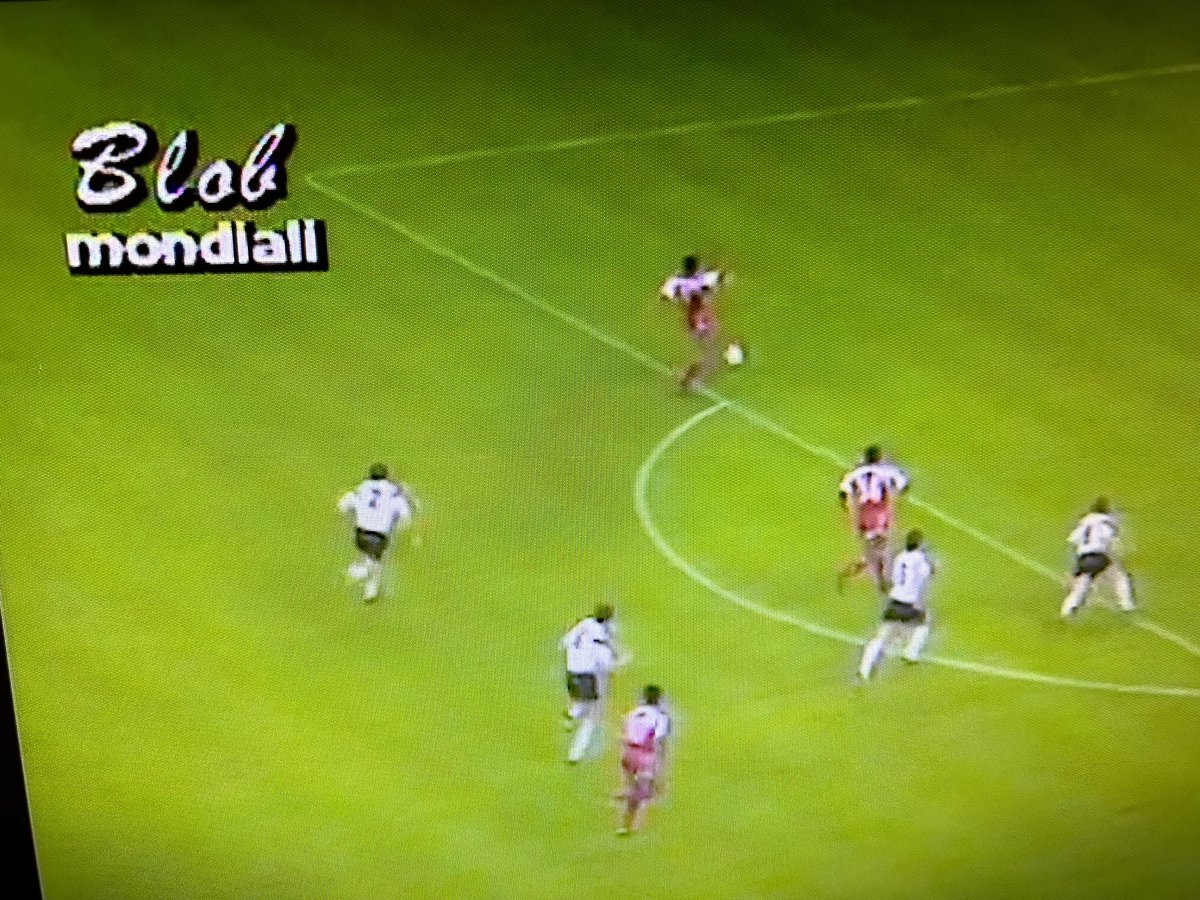 petronillarusso's tweet image. #neuroblob #mondiali
Per me boh…
È di Spalletti? #boooh 
#blob
@BlobRai3