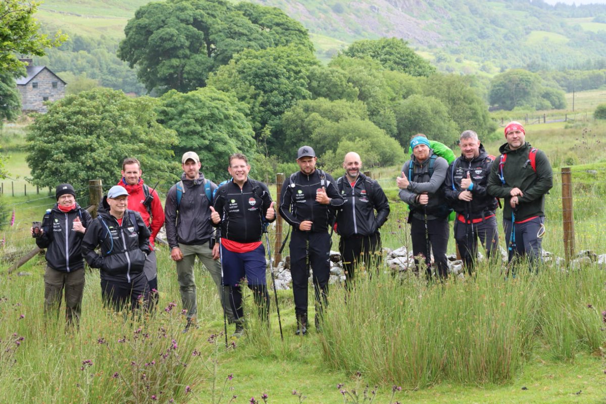 RMB2002's tweet image. Day 2 complete of #bikeboatboot challenge for @tyhafan @5in55 team are the toughest strongest group of guys. Brutal day covering 75km. Now for some food shower and bed ready for day 3 justgiving.com/page/boggisbik…