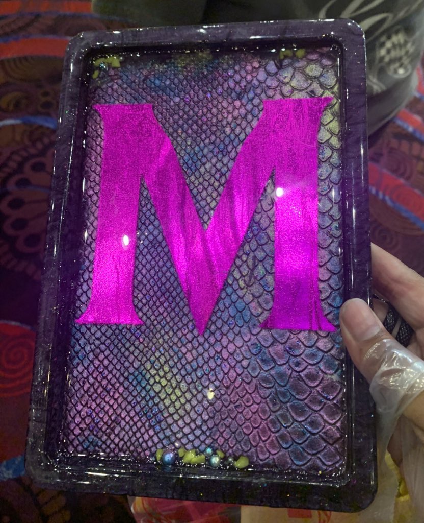 HiRadCrafts's tweet photo. It only took 1 of my favorite artists EVER to get me back in the stu! Here’s a tray I upgraded to gift to Megan @theestallion at her Vegas Hot Girl Summer show, in honor of her new album dropping!!! 🐍 🥚 #Megan #HotGirlSummerTour #Hotties #HotGirlInTheDesert! 🔥 https://t.co/2eUh0CvO4x