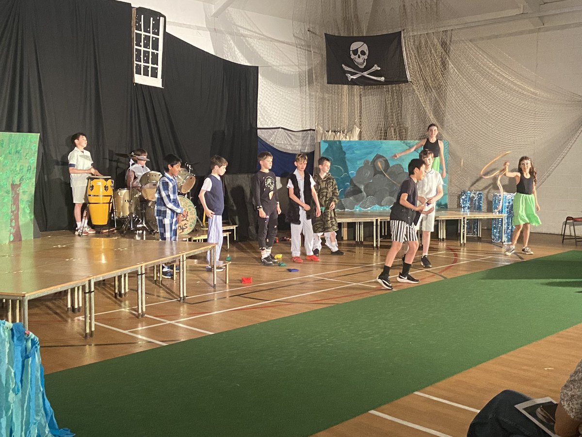 ChoristerSchool's tweet photo. Well done to our brilliant Year 6s who, for the third time this week, have taken us on a fantastic trip to Neverland! A wonderful performance with great acting and  singing! #ChoristerDrama #ChoristerYear6 https://t.co/Bs0PNicbuL