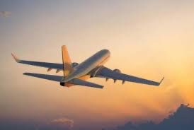 مع موسم السفر والسياحة في #اجازة_الصيف #ثريد قانوني مُتخصص عن "حقوق المسافر  مع الناقل الجوي"✈️.

محتويات #الثريد:
- أُسس حقوق المسافر مع الناقل الجوي.
- حقوق المسافر في أمتعته.
- حقوق المسافر عند إلغاء الرحله.
- حقوق المسافر عند تأخر الرحله.
- حقوق المسافر عند تقديم الرحله.
-