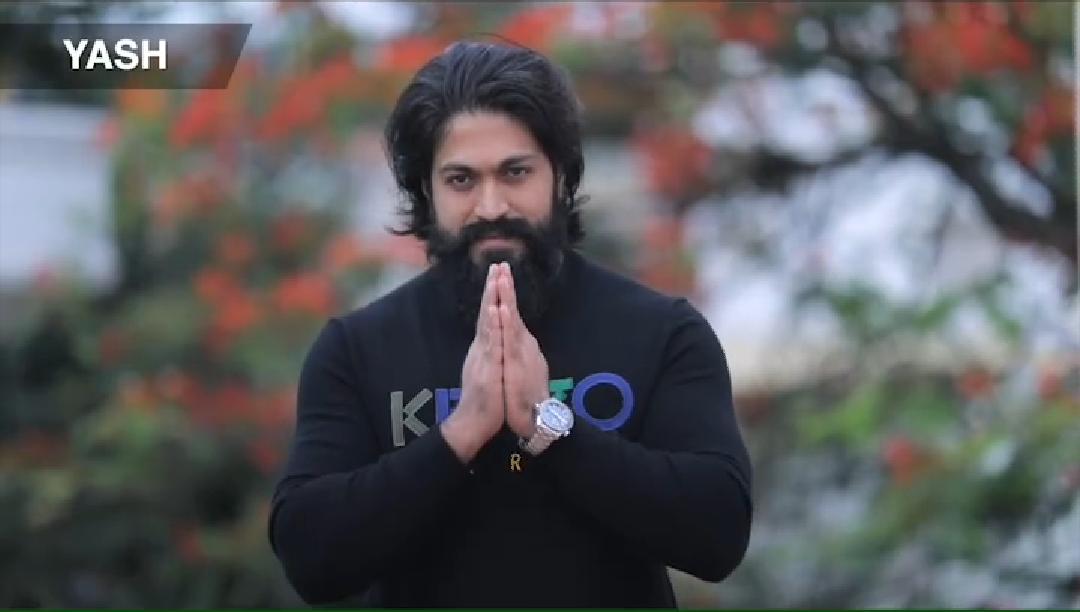 TheNameIsRaghu2's tweet photo. ನಮಸ್ತೇ 🙏🏻🙏🏻 ಅಣ್ಣತಮ್ಮಾಸ್ 

ಇದೆ ಜುಲೈ ತಿಂಗಳಲ್ಲಿ #ToxicTheMovie ಅಪ್ಡೇಟ್ ಬರುತ್ತೇ ready ಆಗಿ 🤘🔥🔥

@TheNameIsYash \ @Toxic_themovie
@KvnProductions https://t.co/17q5dAS7Qp