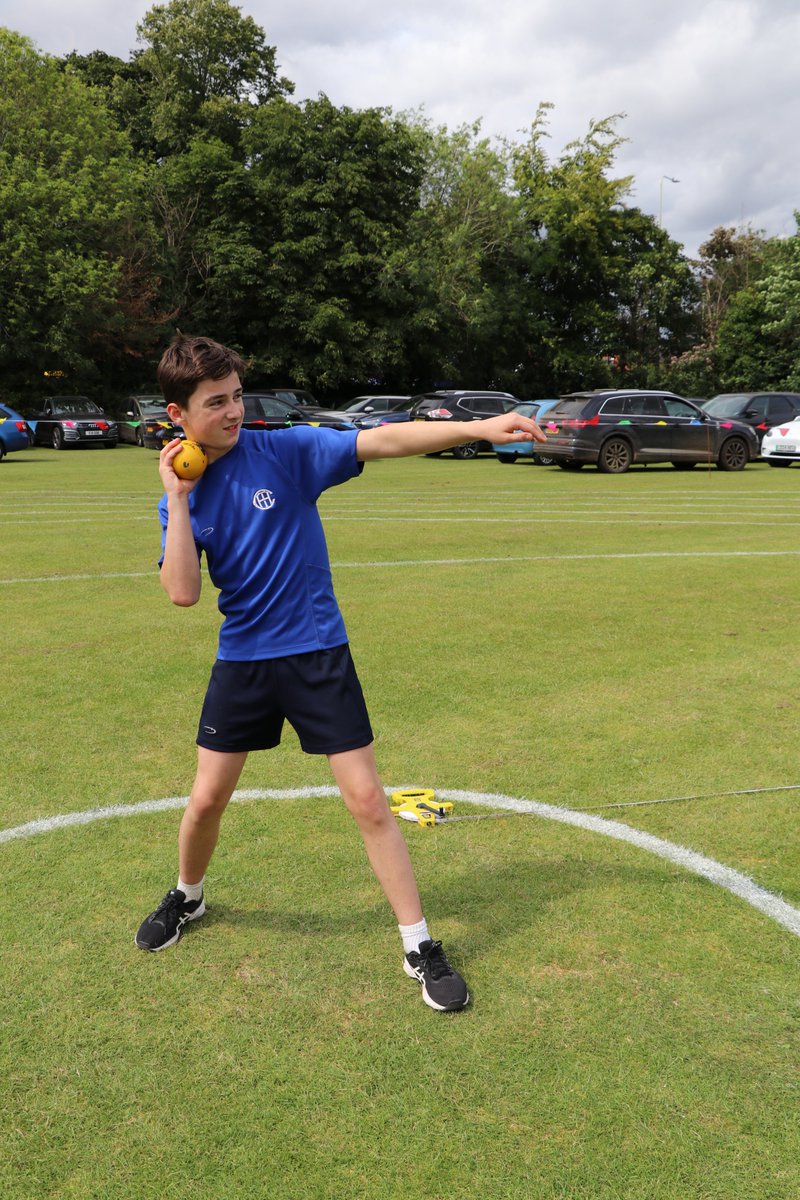 TownCloseSchool's tweet photo. Special thanks to our PTA volunteers for their ever-popular strawberries & cream stand & to our own Catering Team for the teas, coffees & obligatory shortbread.
#TownClosePrep #TownCloseSportsDay #TownCloseGames #TownCloseCommunity #TownClosePTA #TownCloseMoments https://t.co/x1MiZgtNzs