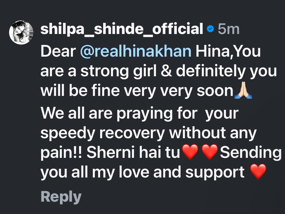 MohdShafaat3's tweet photo. Shilpa shinde 

[Sweet gesture ]

We all praying 
Ki aap jaldi theek ho jaaye..@eyehinakhan 

#HinaKhan
#shilpashinde

#GashmeerMahajani  #NimritKaurAhluwalia
#ShalinBhanot
 #AbhishekKumar
#पूर्ण_गुरु_से_होगा_मोक्ष
#WorldMasterLeague
#PowerWithinBook
#HemantSoren https://t.co/20M858MI1T