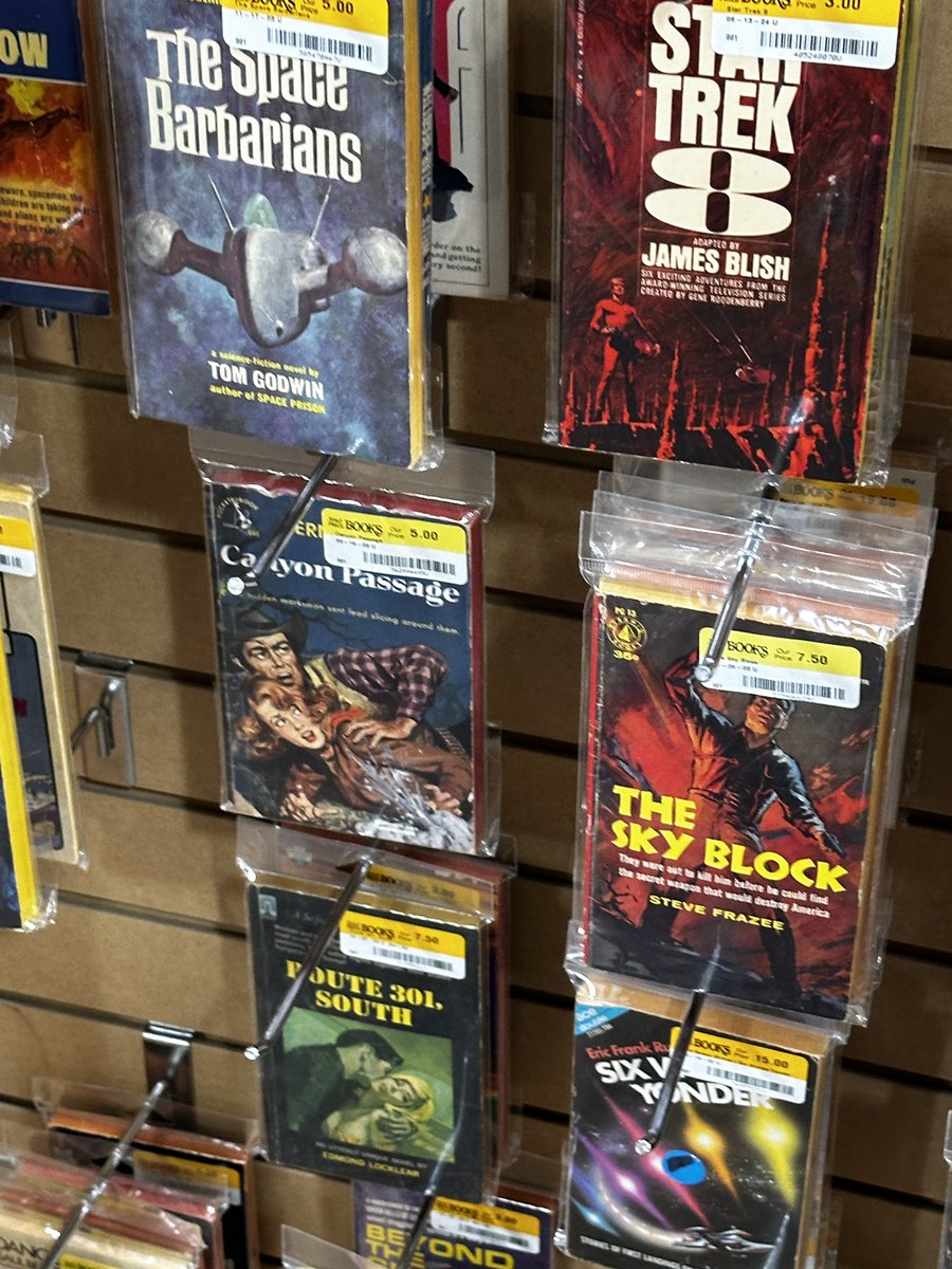 TimothyImholt's tweet image. I’m here. If you don’t hear from me soon. Just wait longer. 

Half price books. 

#books #usedbooks #morebooks