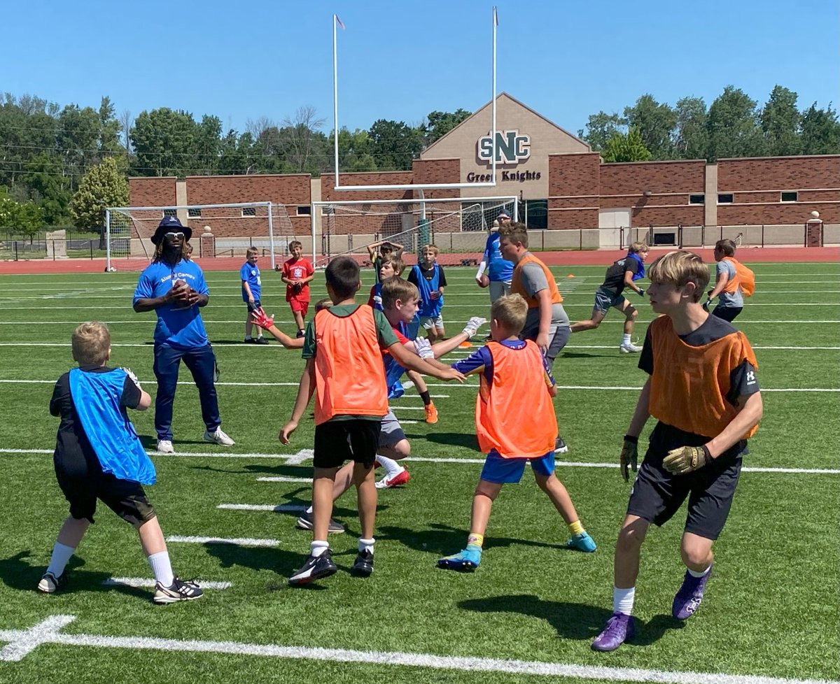 FB_Coach_Nap's tweet photo. @LUVikingsFB players stepped up as coaches this week for the NFL Alumni Youth Football Camp!  Thanks @tdecastro72, @KZumdome, @D3lzer, and @sheld8n_  for helping make this camp a success! https://t.co/RHx8AvYIsR
