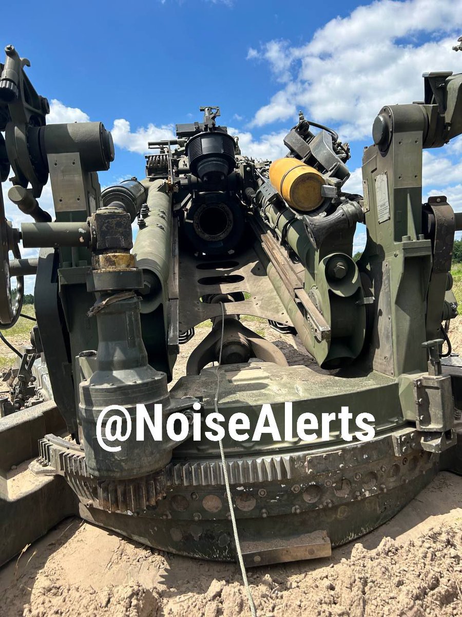 DefenseDagger's tweet photo. Another 155-mm Indian-made M107 shell in service with #Ukraine's artillerymen.

The Indian authorities deny the supply of their ammunition to Ukraine, but it is obvious that even if there really was no direct transfer, the shells are simply purchased by Western intermediaries. https://t.co/EcbSL6oWYY