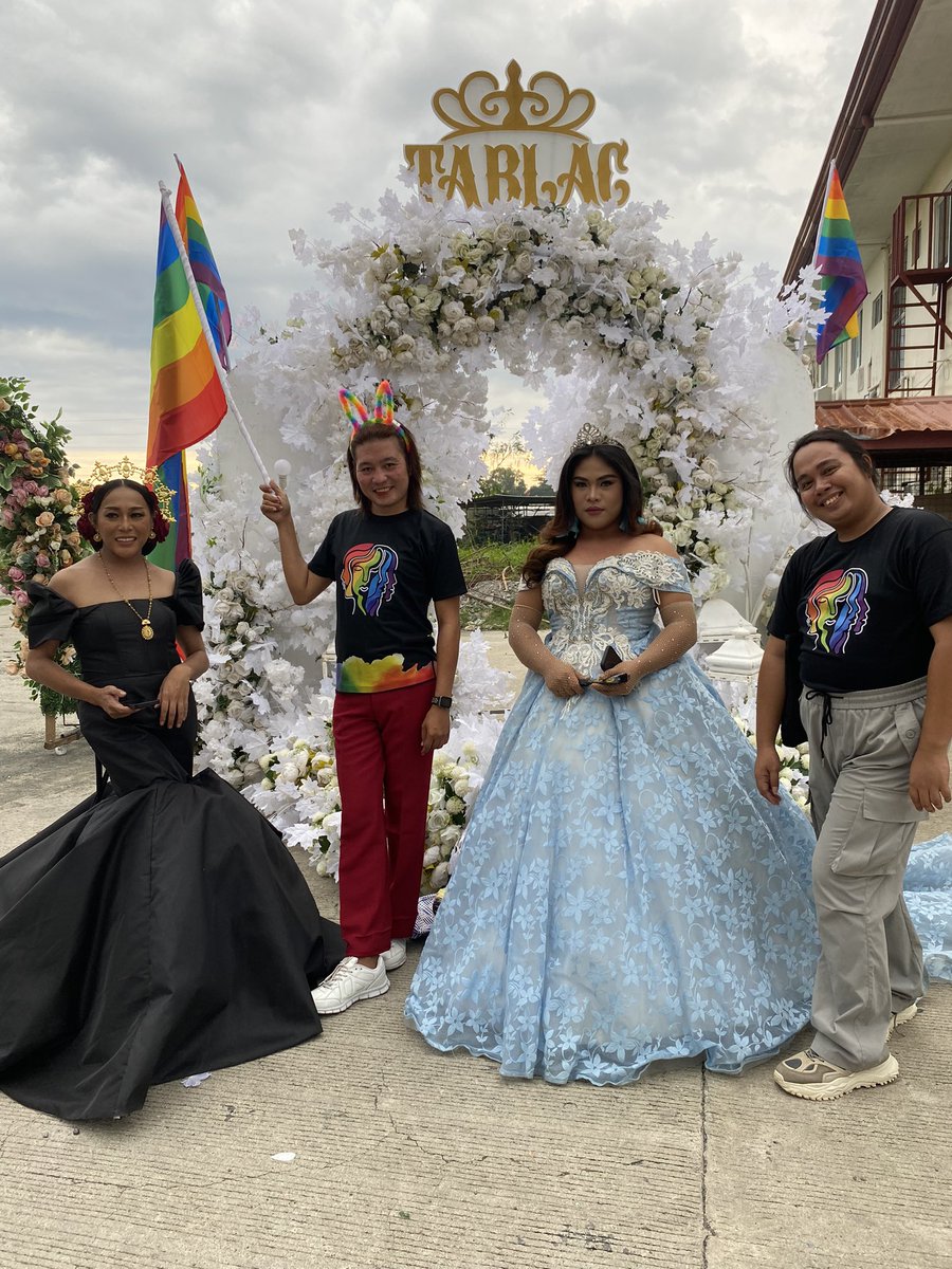GeloAlcantara3's tweet photo. Happy Pride my beloved City of Candon 🏳️‍🌈❤️✊🏻 https://t.co/ofVpoNByhx