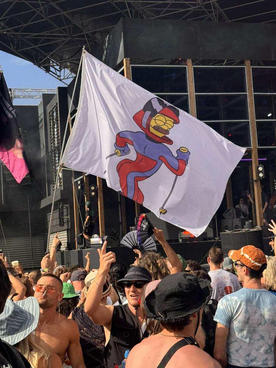 Scott Bryan tweet media