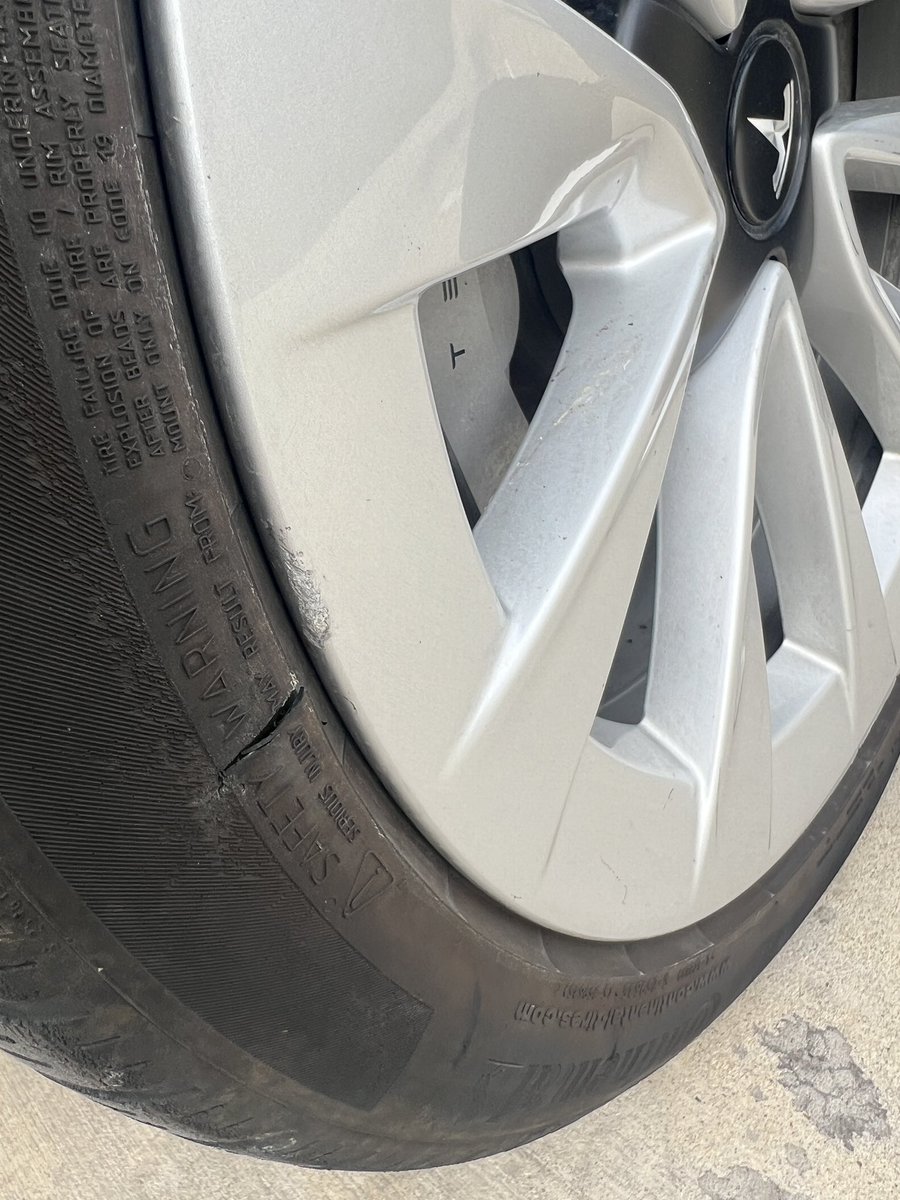 How does <a href="/Hertz/">Hertz</a> issue vehicles with tires in this condition?

It’ll be awesome if I miss my departure flight because my vehicle is unsafe to drive back up to MCI.