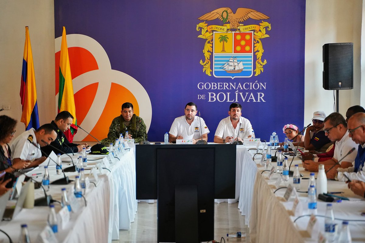 secpazbolivar's tweet photo. Conectar Bolívar de #NorteASur, implica generar consensos en favor de las víctimas del departamento.
Por eso a esta hora nos encontramos junto a nuestro gobernador, @yamilitoarana, en el segundo Comité de Justicia Transicional. https://t.co/VfRqJfjnAi