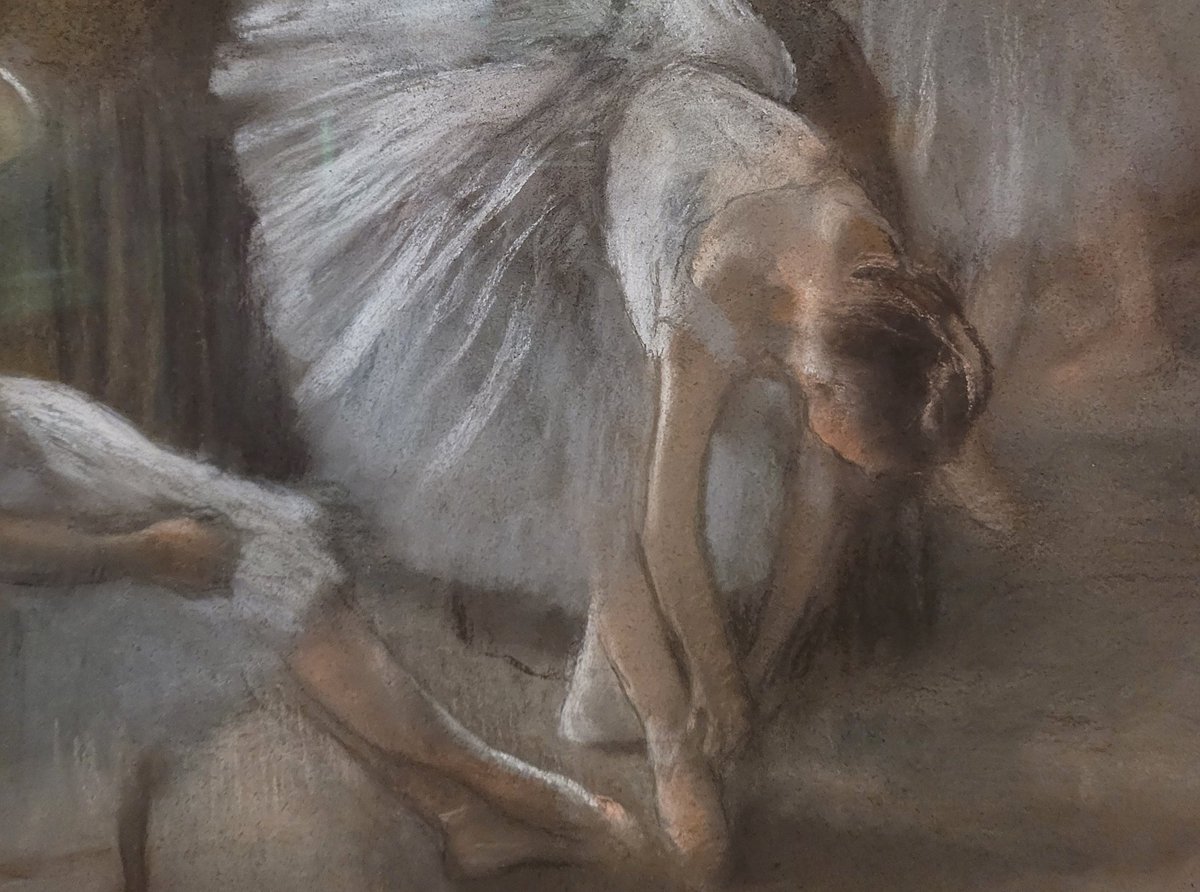 Emma Dodd tweet media