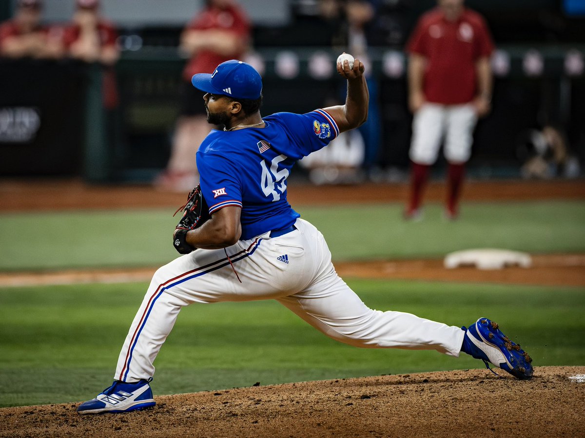 J’Briell Easley tweet media