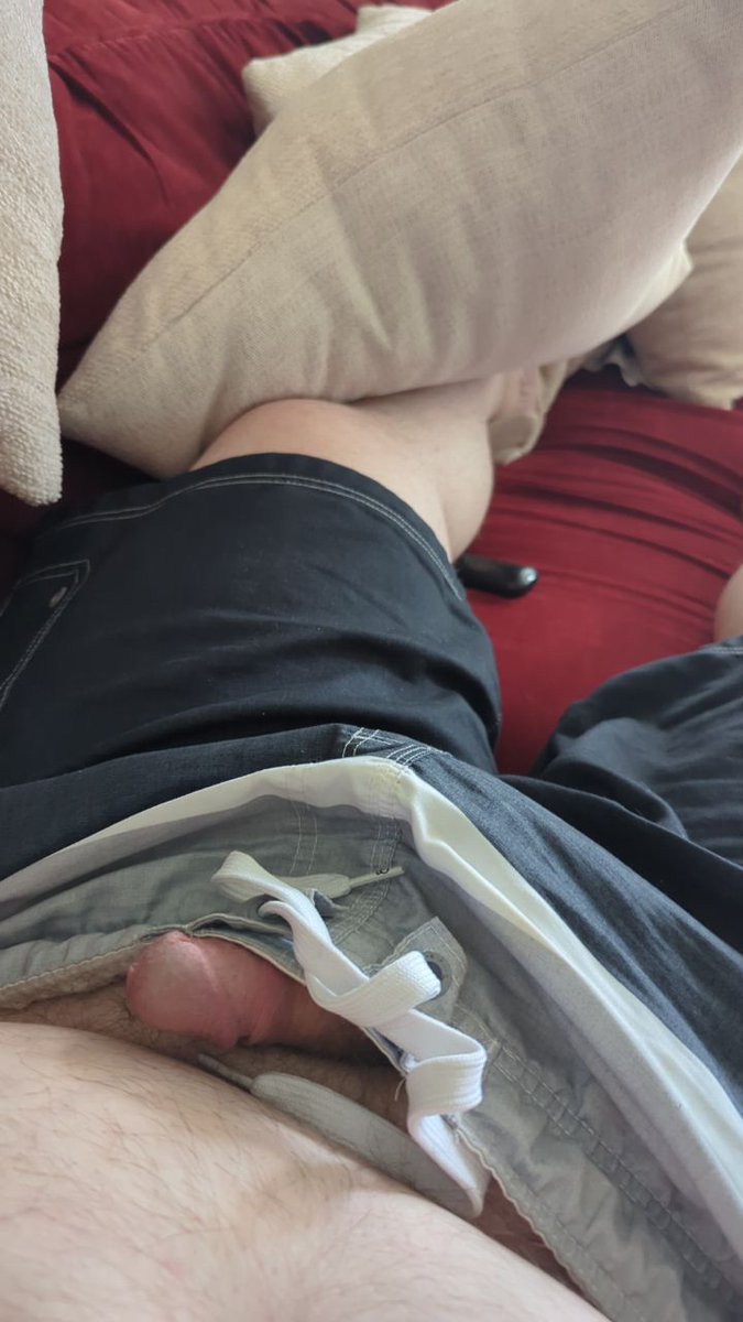 AdKyiro's tweet photo. Seems like it's one of those days and it's not being nuzzled. Should fix that. https://t.co/we3abvt72D