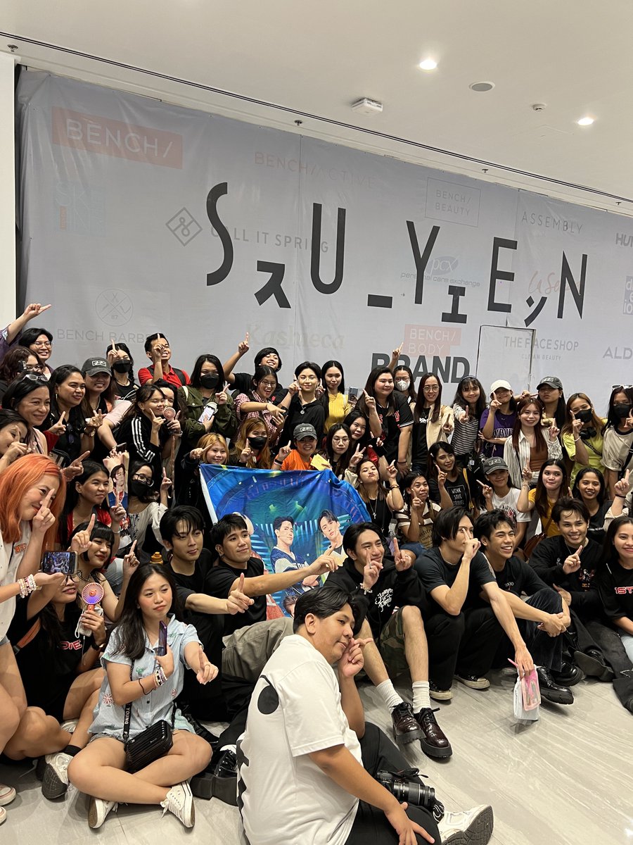 jaysonsanto15's tweet image. 1stONE at FETE DE LA MUSIQUE ( PPOP CON )✨

📍ONE AYALA, MAKATI

@1stone_jayson @1stoneofc_ace @1stoneofc_max @1stoneofc_joker @1stoneofc_j @1stoneofc_alpha 

1ST ONE AT FÊTE DE LA MUSIQUE PH
@1stoneOfficial #1stOne 
#1stOneDITO #FetePH30 #PPOP