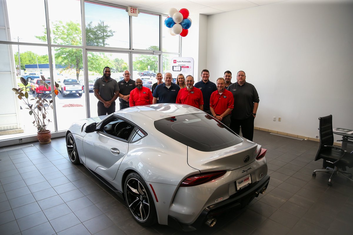 YarkToyota's tweet photo. Happy Retirement, Tony! 🎉 https://t.co/hUX5QeSXNR