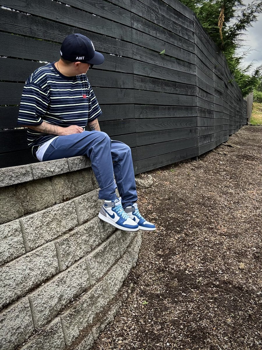 krispykrops's tweet photo. JORDAN 1 RETRO HIGH OG ‘True Blue’
And no…I am not wearing a Yankees hat 😅 Over $10k spent and 100’s of tags=No Follow. Ok got it now! #NoTags https://t.co/ygx7s2j5lU