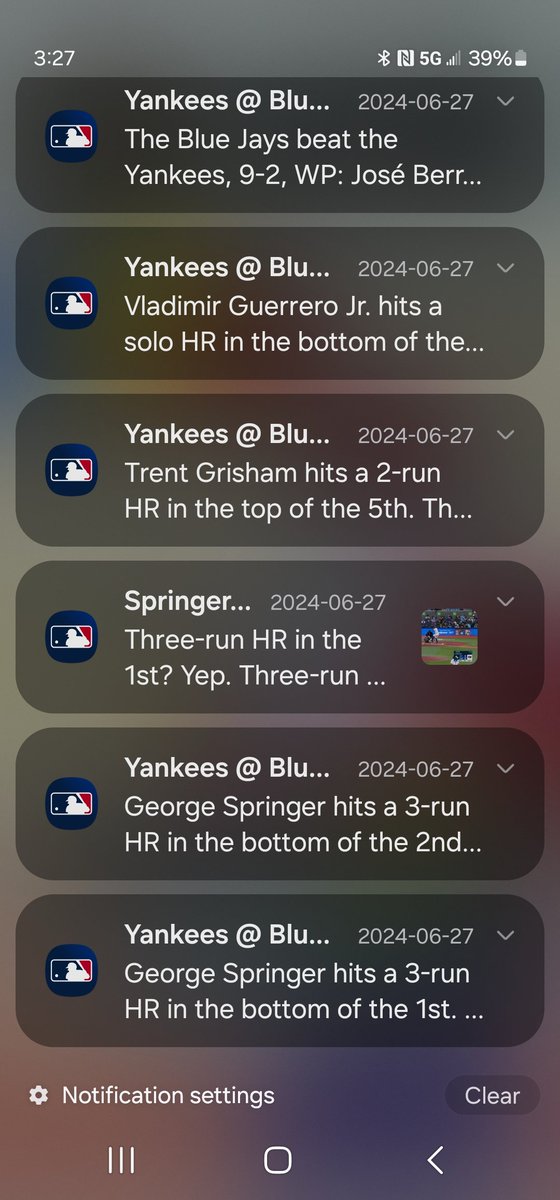 You can't make me clear my notifications.

I once heard a cool saying, "Sometimes when you're winning, you gotta take a screenshot." (ie remember the highs in the lows) 

This season has had a lot of lows, so enjoy the 🌊 

#GoodVibesFriday
#TOTHECORE
#BlueJays