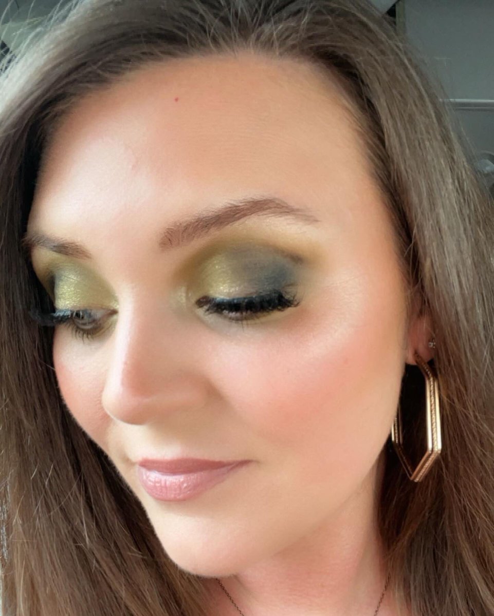 MakupbyTaylor tweet media