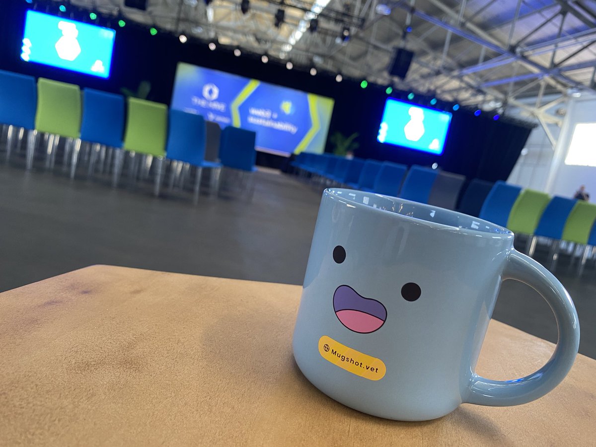 kyledotvet's tweet photo. So fun to meet the @mugshot_vet crew at  #VeChain #Hive2 

The future is looking (c)up #VeBetterDAO https://t.co/iD8s24io0q